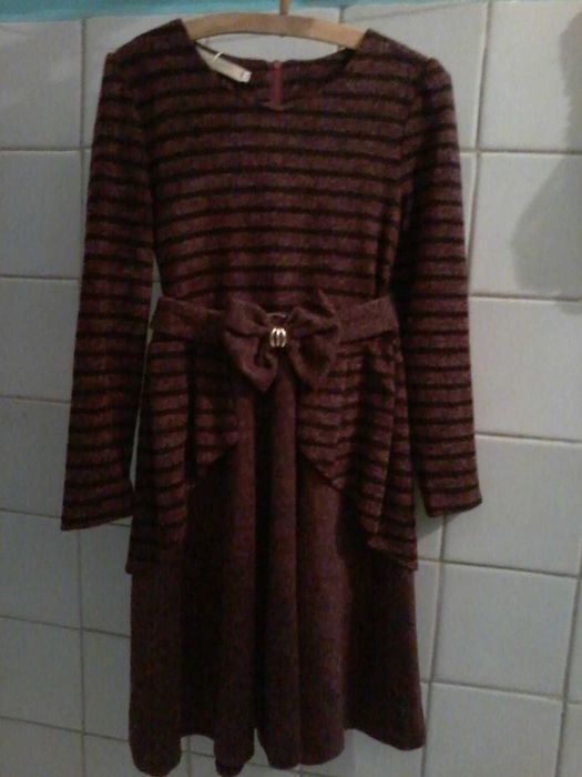 Платья для  девочки  от 4 до 8, 9 лет