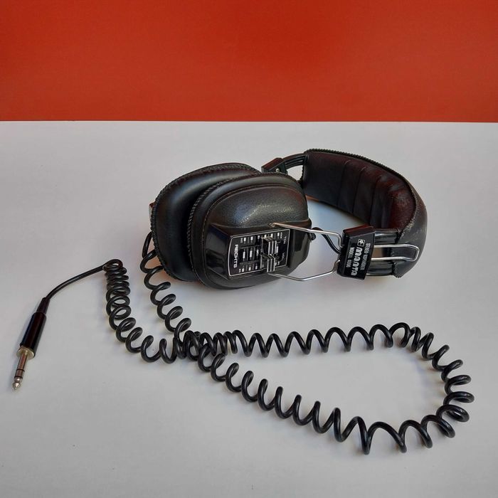 НАЙ ДОБРАТА ОФЕРТА Японски Ретро Стерео Аудио Слушалки Manta 4000