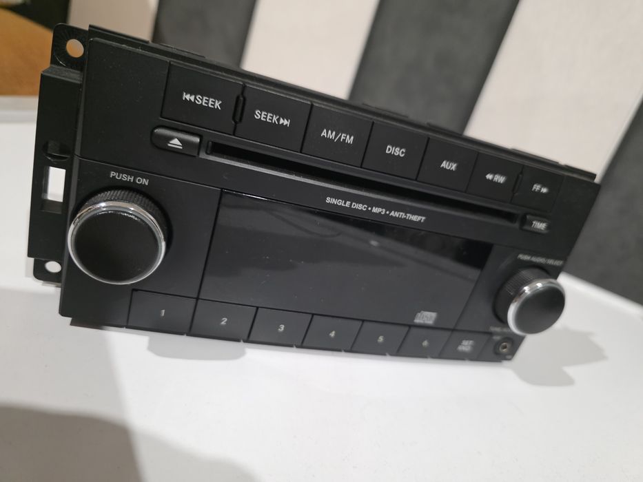 Оригинално радио за JEEP Wrangler JK