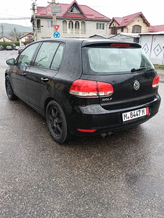 Vând Golf 6 . 2.0 tdi.