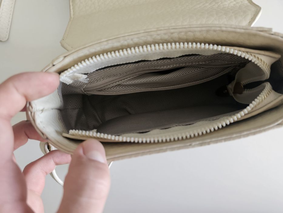 Бежевая-сумка...