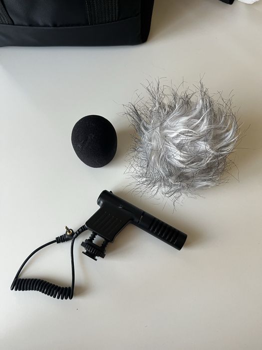 Камера Canon M50