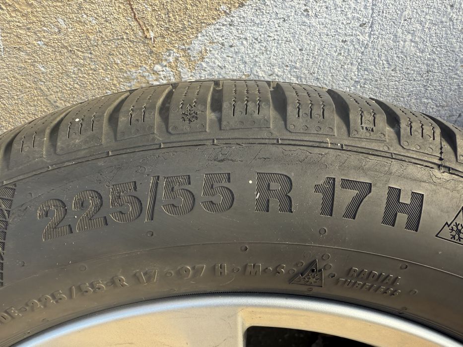Jante Bmw F10/F11 cu cauc 225/55/R17 Continental iarna dot 2017 6-7mm