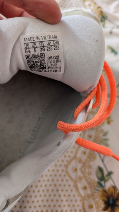 Adidași adidas oznova 38