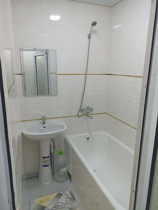 Срочно продаётся квартира Микрорайон