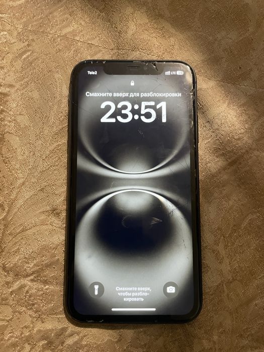 Срочно продам айфон 11