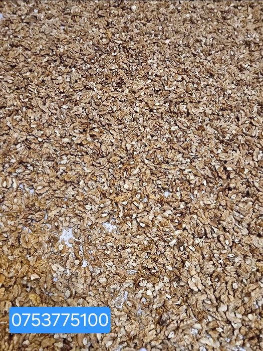 Miez de nuca proaspăt