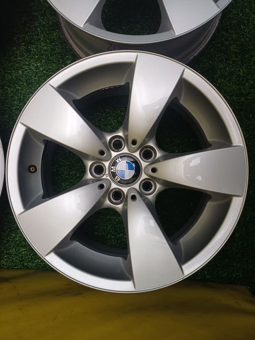 Диски R17 5x120 на BMW.