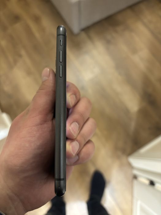 Iphone 11 space grey