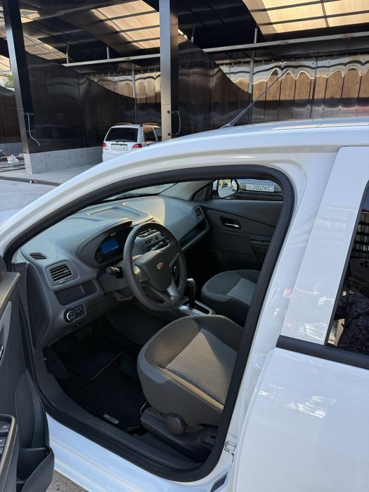 Chevrolet Cobalt 2025 — 6