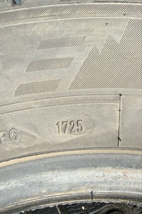 2бр 215/65/16ц на 9мм с 25дот Аустон