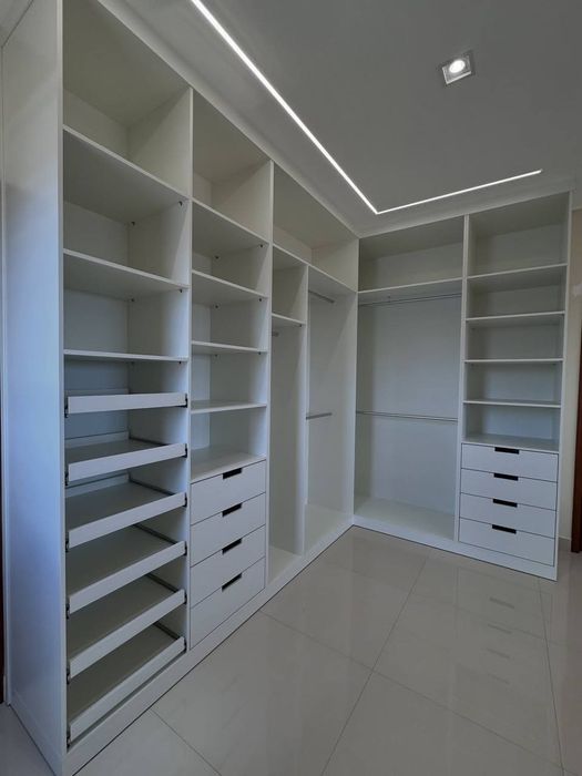 Шкаф прихошкалани заказ буйича тайорлаб бирамиз