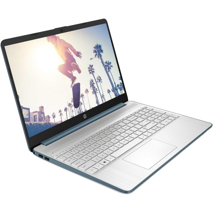 HP 15-fq3018 – отлично състояние, 256GB SSD, Windows 11