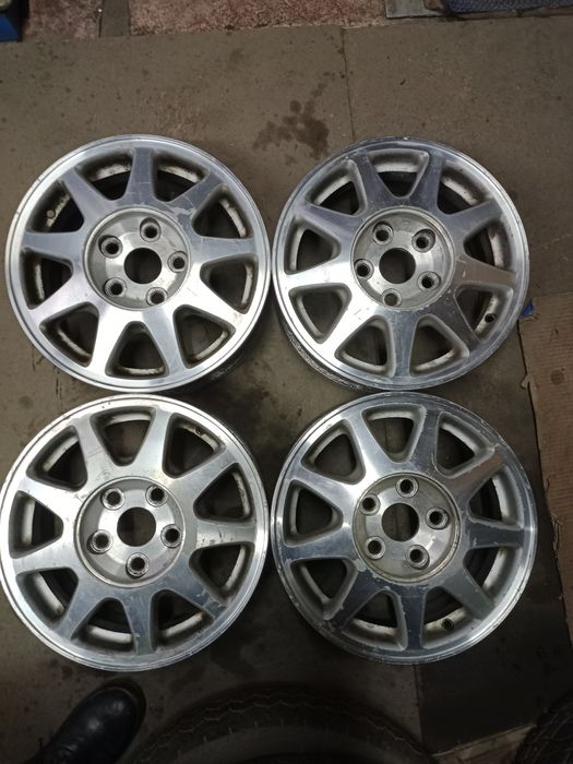 Продам диски на 15 в идеальном состоянии,