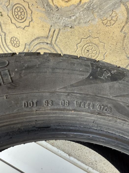 Автомобилна гума 235/55/19 pirelli