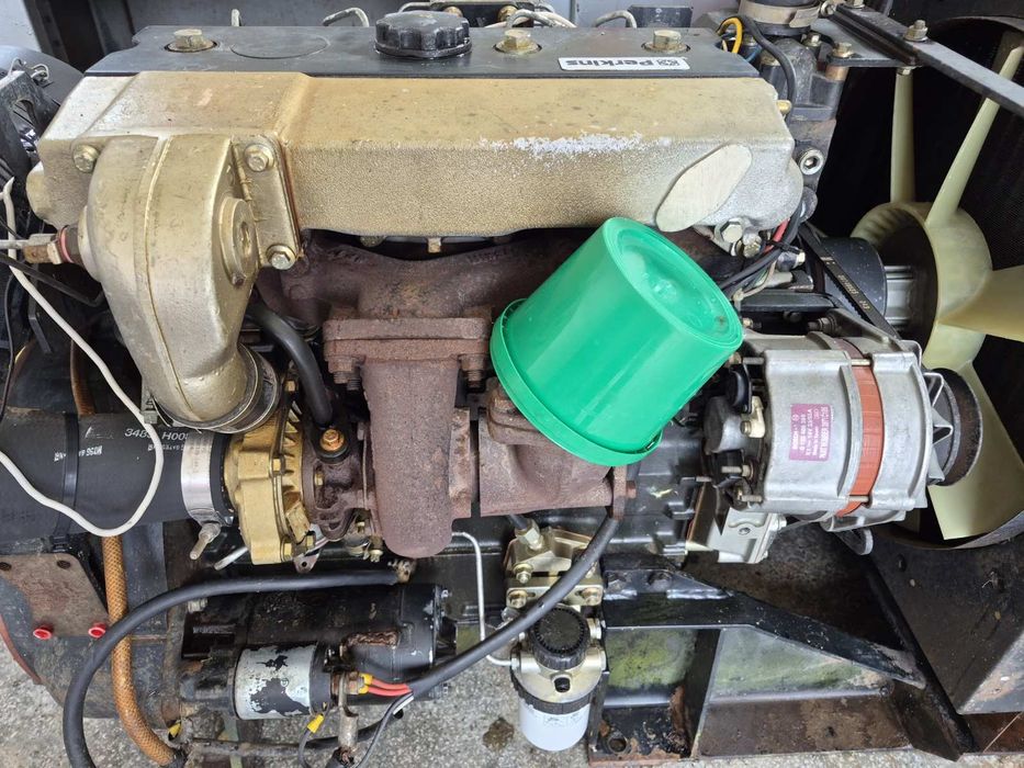 Двигател Перкинс Английски