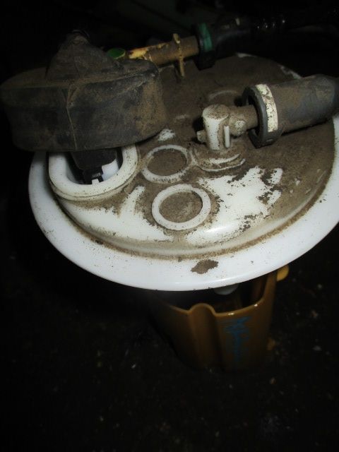 Pompa sonda litrometrica rezervor Peugeot 407 motor 1,6 HDI probata