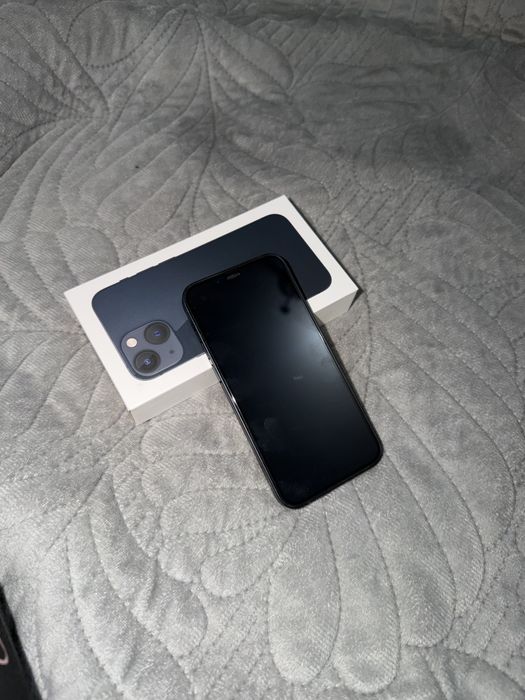 Продам iPhone 13 mini на 128 ГБ
