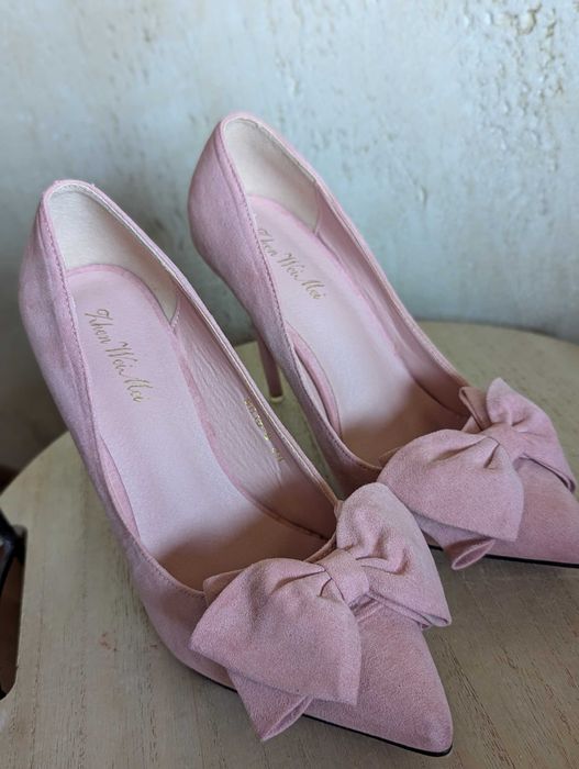 Дамски обувки на ток