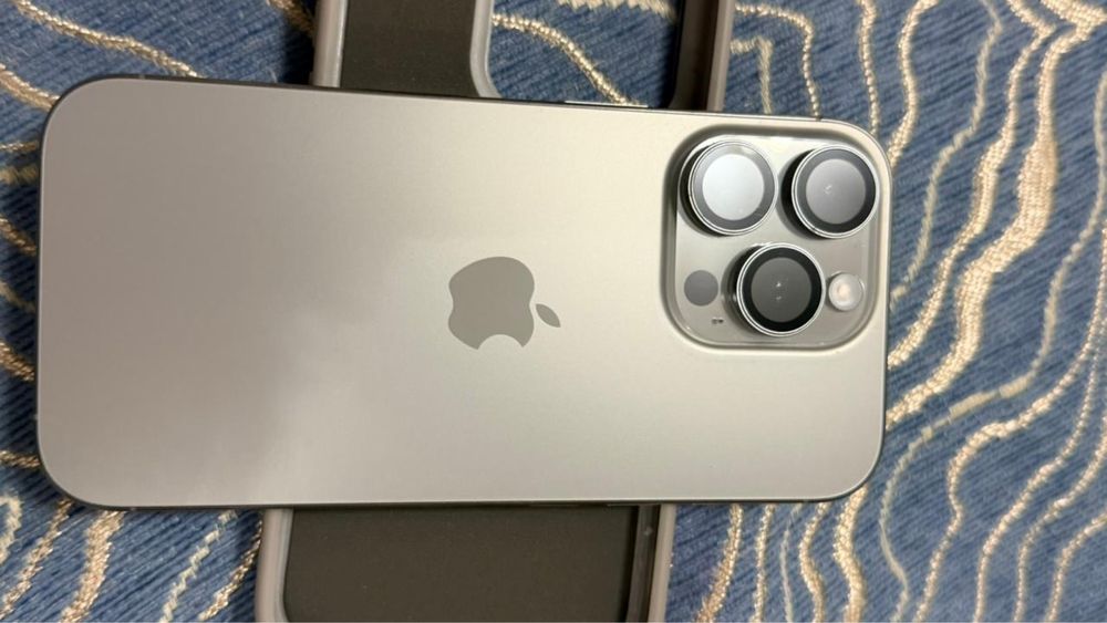 iPhone 16 pro titanium, 256 гб, версия EAC