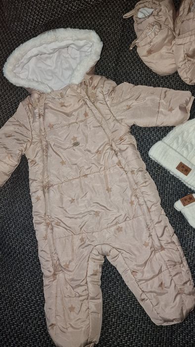 Космонавти за бебе размер 3-6 месеца