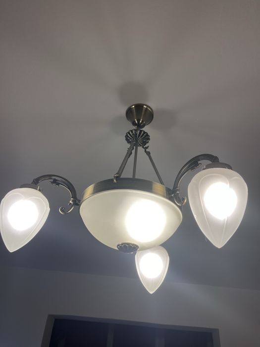 Candelabru lustra bec 2faze