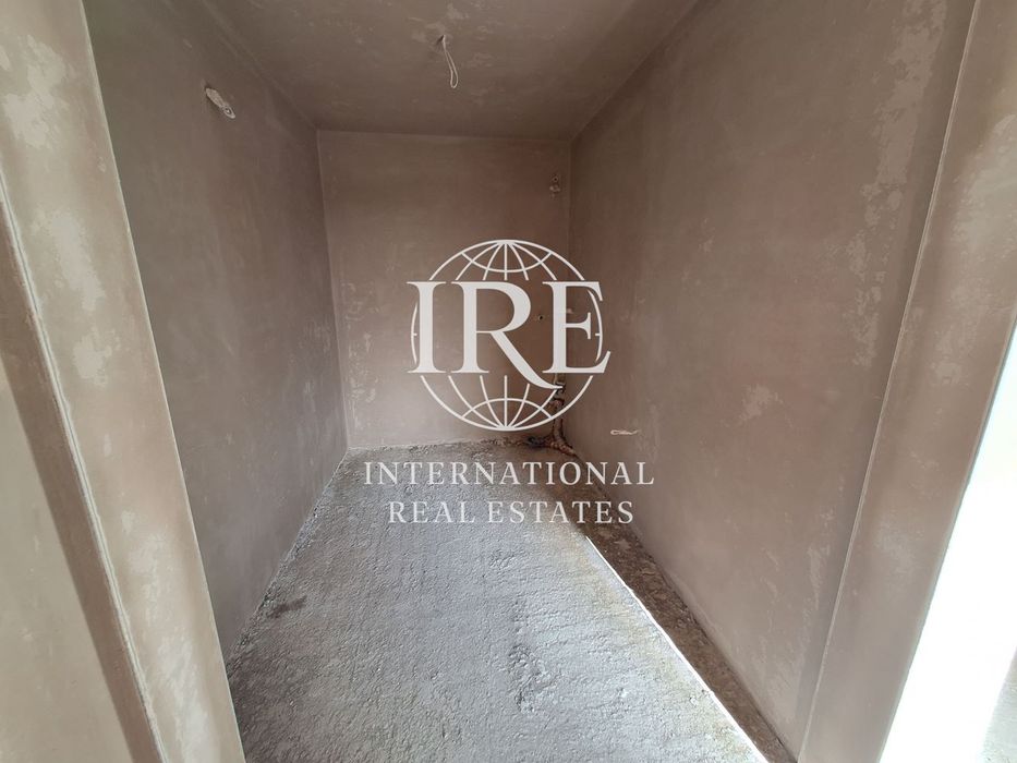 3-стаен в Варна-Окръжна болница площ 218кв.м. цена 360000