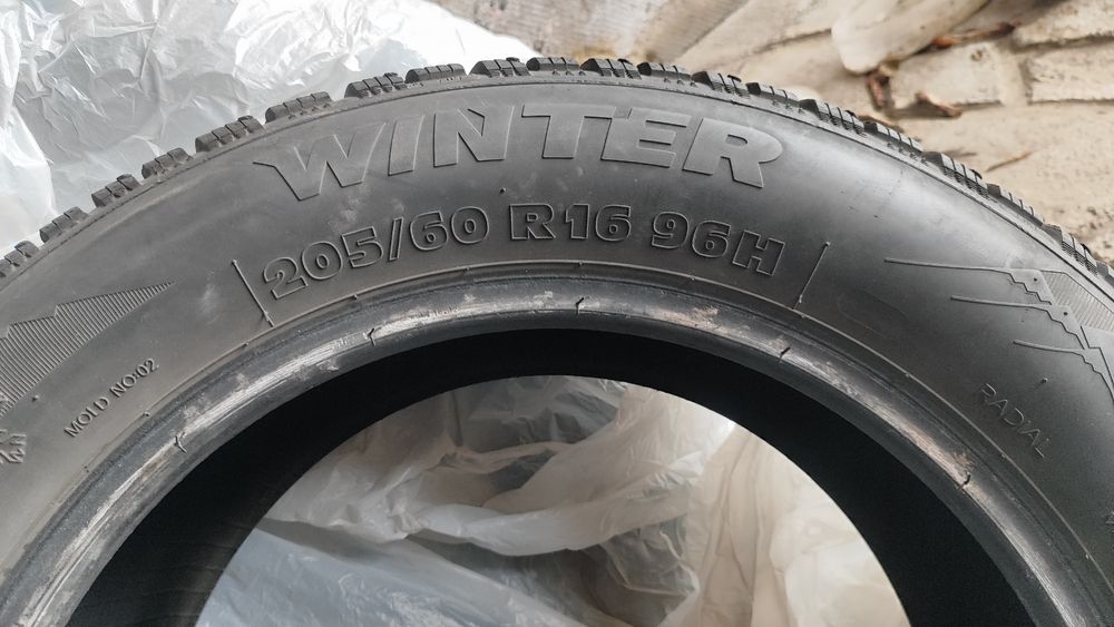 Резина 205/60 r16