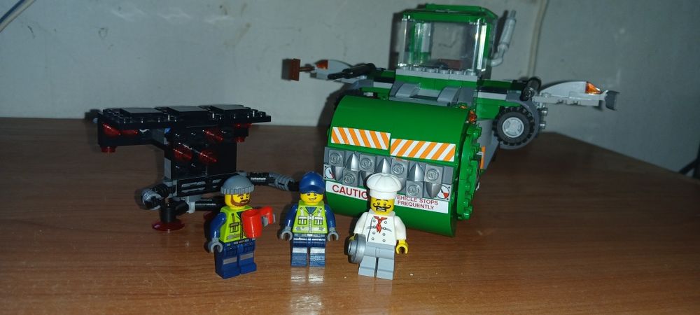 THE LEGO MOVIE 70806 - боклукчийска преса, 2 в 1