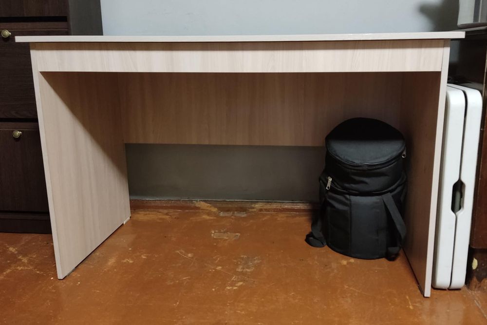 Стол и обувница из дсп