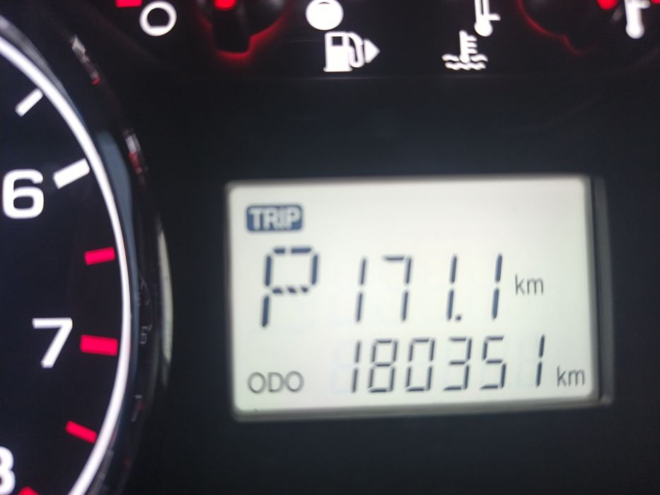 Gentra 2014 A.T ideal holatda