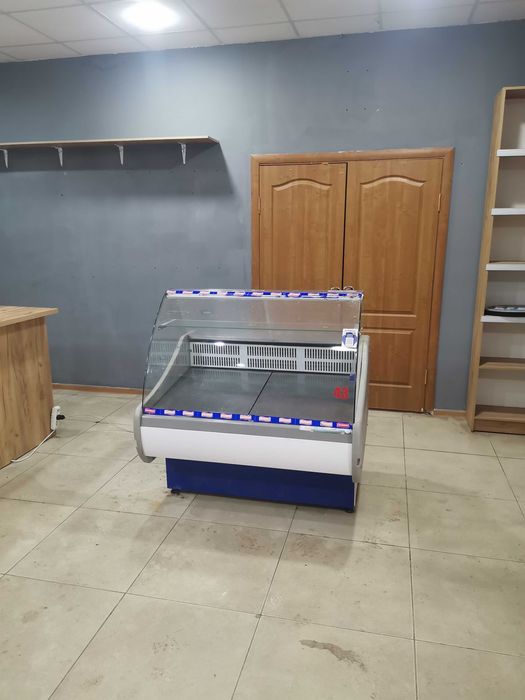 Продам холодильник ветрину