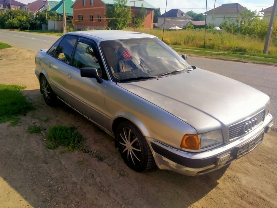 Продам Ауди 80 б4
