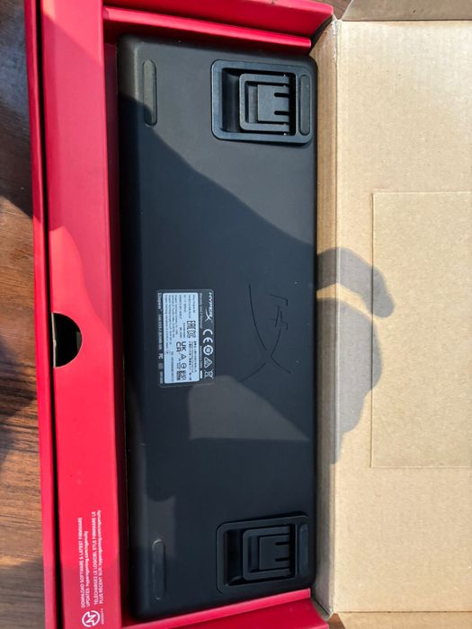 Блок питания компьютер и клавитура