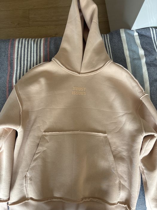 Alexander Spade Trust Issues L