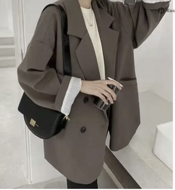 Срочно продается пиджак в отличном состоянии