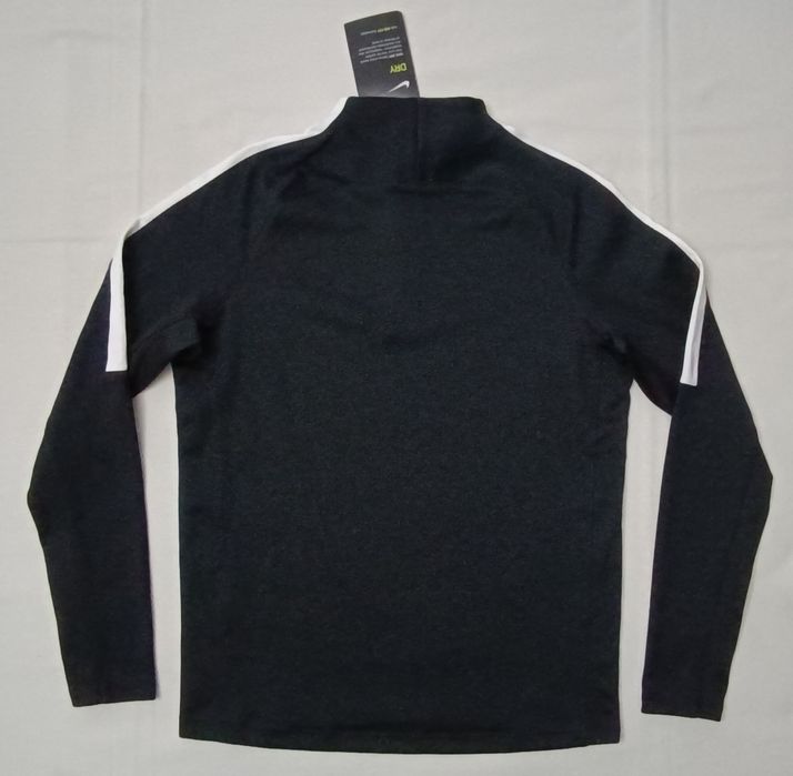 Nike DRI-FIT оригинално горнище ръст 137-147см Найк спорт горно