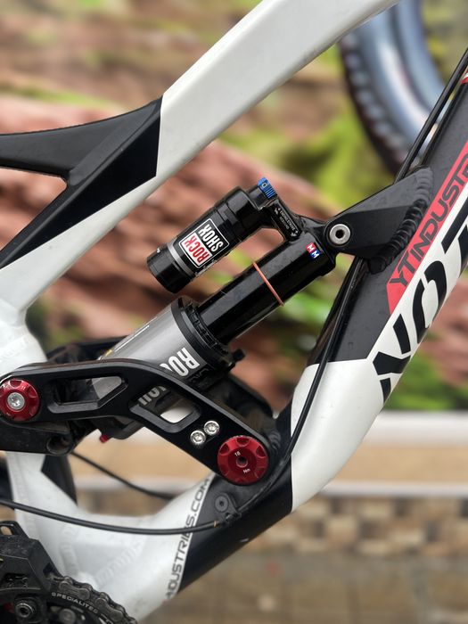 Yt noton 26”/S/Rock shox