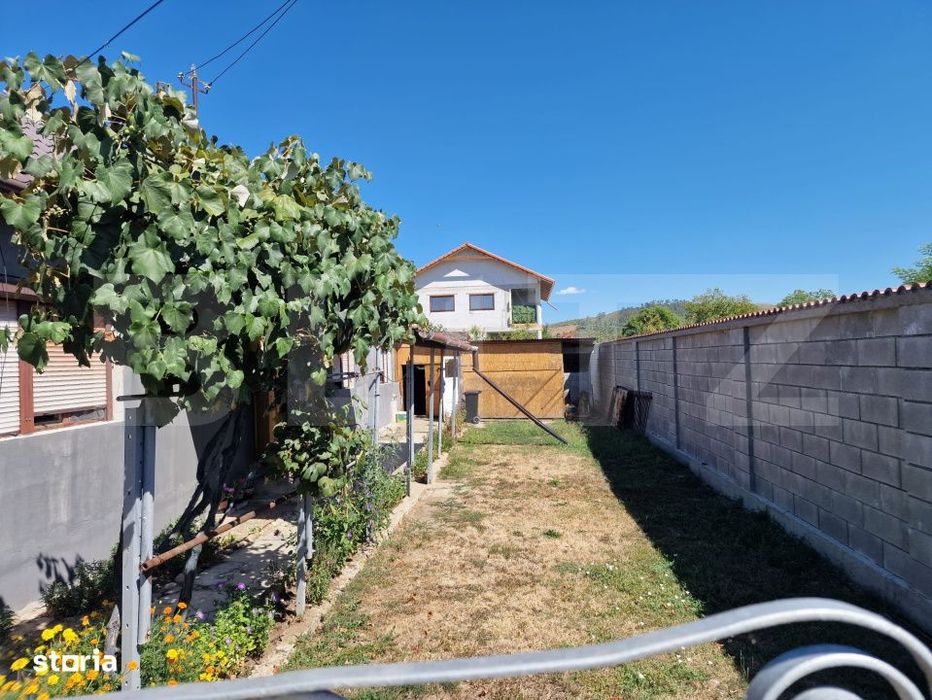 Casa locuibila 81 mp cu teren in suprafata de 400mp in loc Bontida