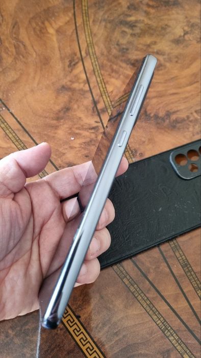 Samsung A73 5G 8/256gb