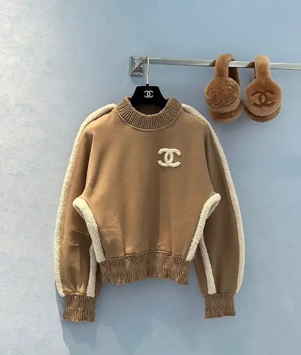 Пуловери C.h.a.n.e.l