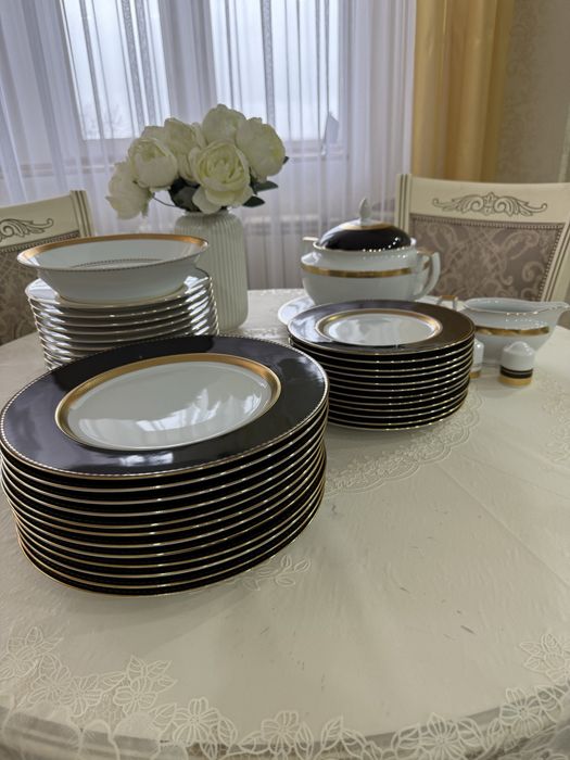 Продам столовый набор 12 персон 42 предмета предмета