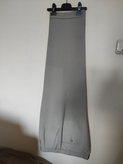 Pantaloni din stofă, diferite mărimi, diferite modele,