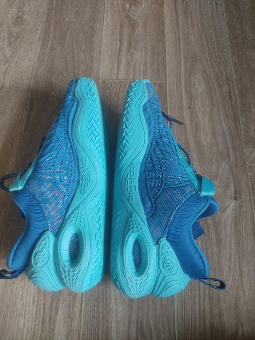 Nike Cosmic Unity