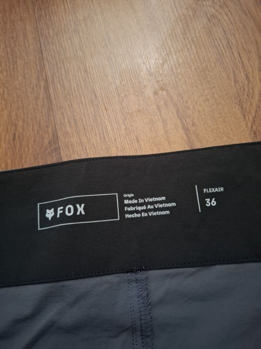 FOX flexair къси панталонки L размер.