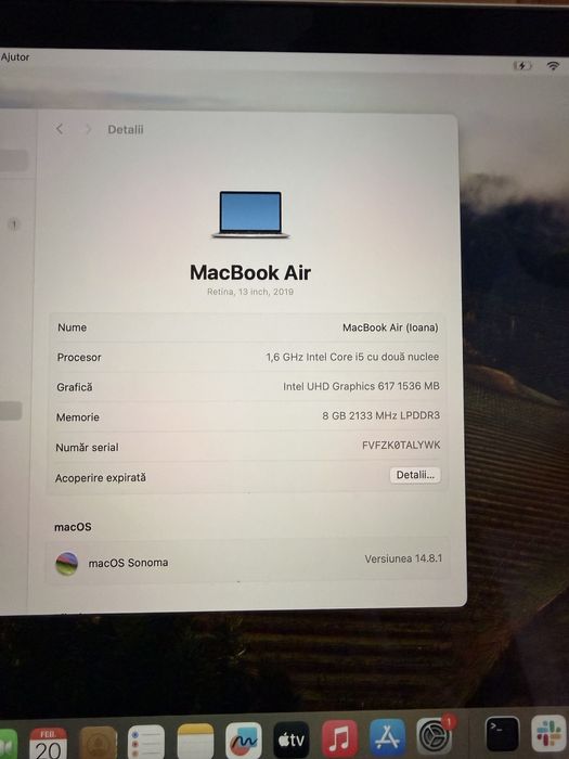 MacBook Air (Retina, 13 inchi, 2019)