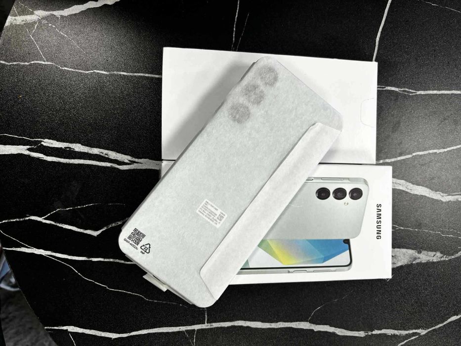 Смартфон Samsung Galaxy A16, Dual SIM, 128GB, 4GB RAM