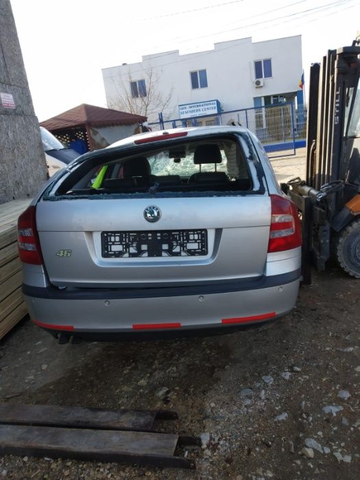 Piese Skoda Octavia 2008 motor azv