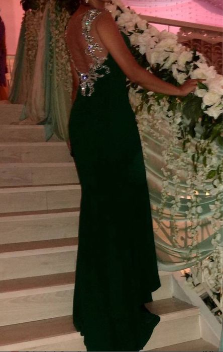 Вечерние платья