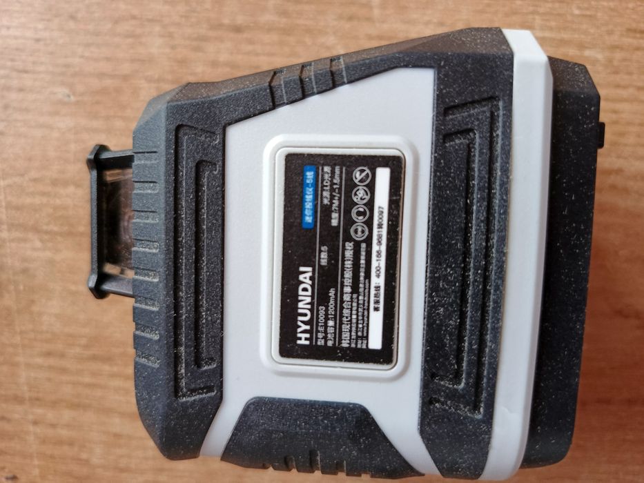 Лазерный уровень Hyundai